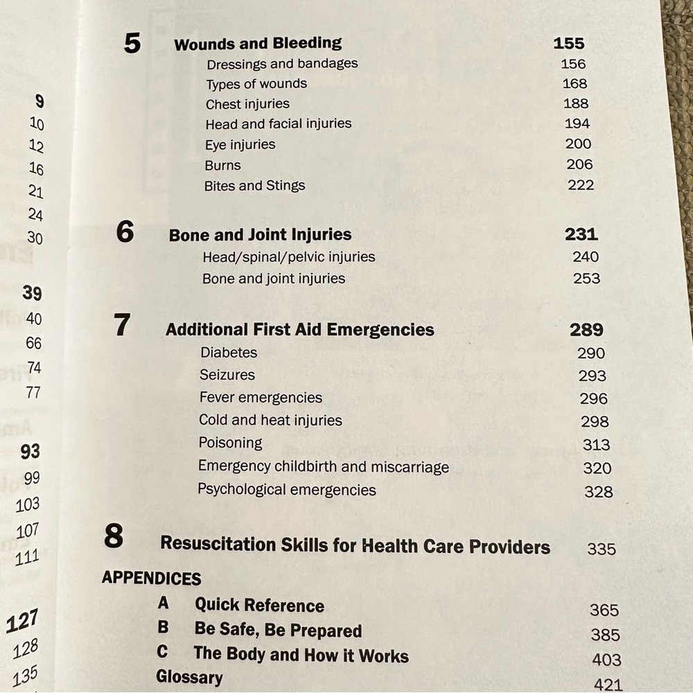 First Aid reference guide book - Picture 6 of 11